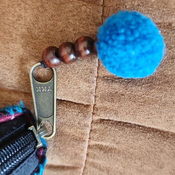 NEW Embroidered Boho Wallet Organizer Zip Around Card Holder Multicolor Flowers - Picture 9 of 9